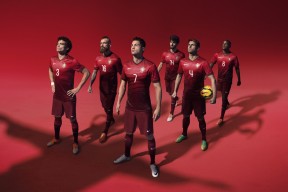 jinnianhui sports-十二战封神，Doinb的绝对统治与TES的极限突围